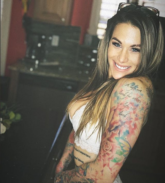 Nikki Nichole Bio,Instagram,Photos 91